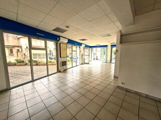  Emplacement N°1 - Local professionnel / Bureau de 67 m² avec double vitrine  Boulevard Victor Hugo à louer DIGNE LES BAINS (04) Digne les bains