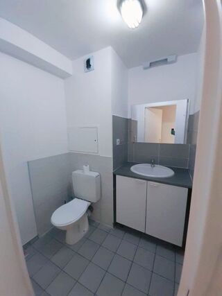  Appartement à louer 1 pièce 19 m²