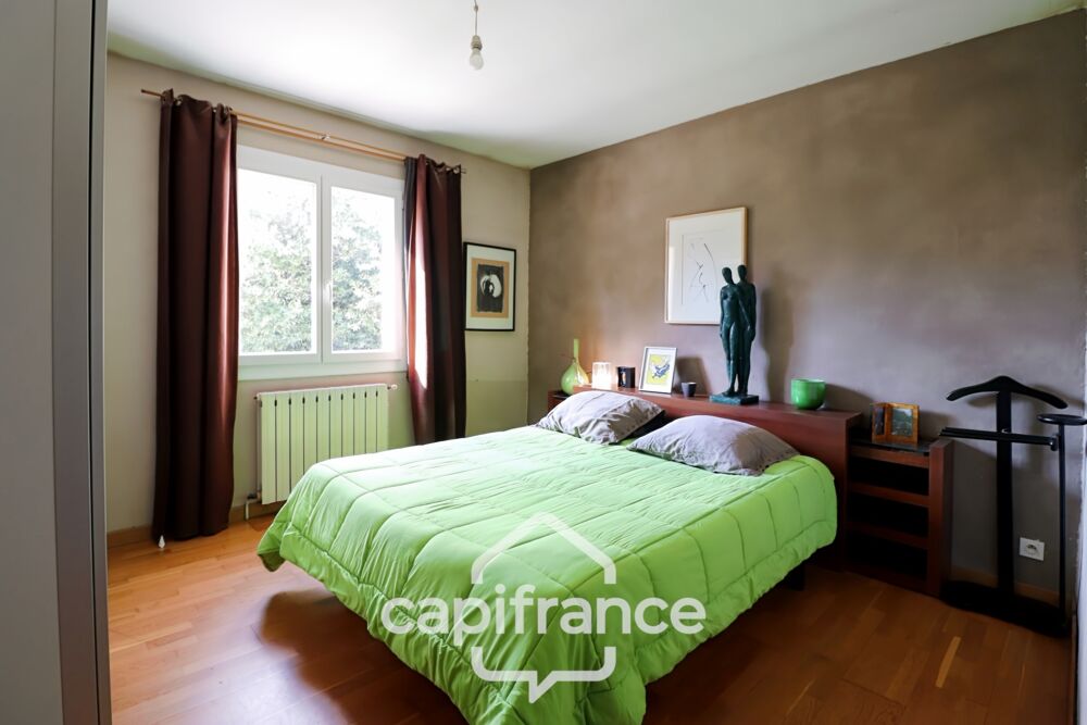 à vendre  Villa La Cadière-d'Azur (83740)