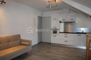  Appartement à louer 1 pièce 25 m²