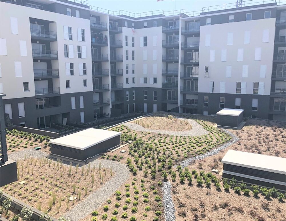 Location Appartement T2 avec terrasse et parking  à Marseille Marseille 10