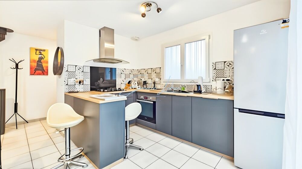 Querrien / NUE-PROPRIETE  Opportunité rare : maison récente 3 chambres, plain-pied avec jardin !