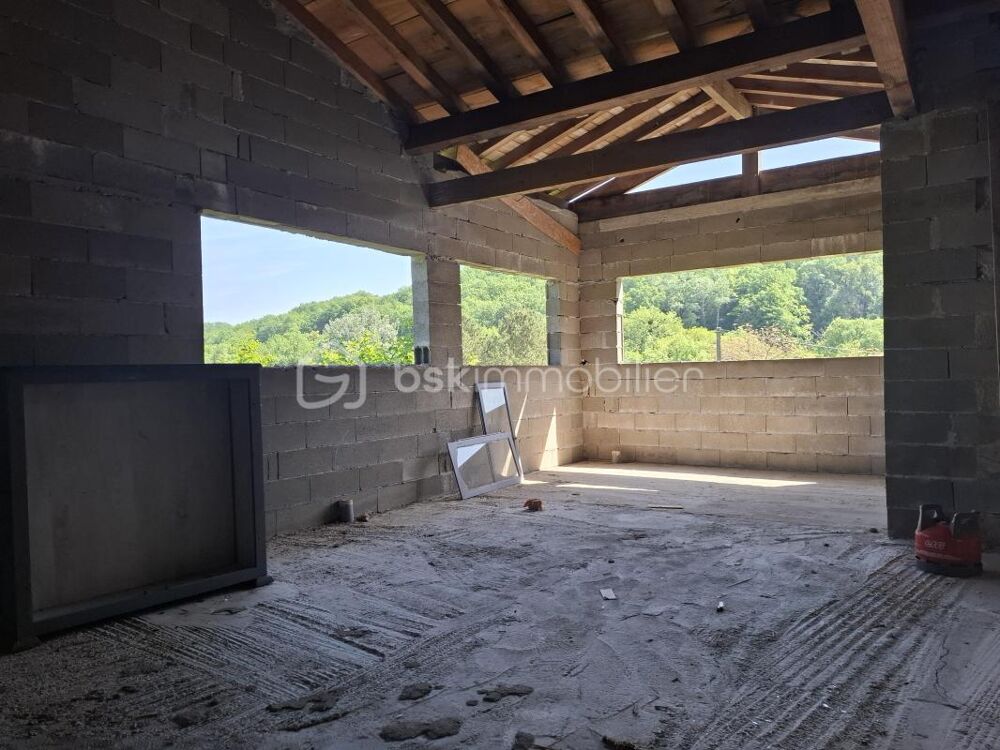 Maison à terminer de 160 m²  Vue campagne  Pessac-sur-Dordogne (33890)