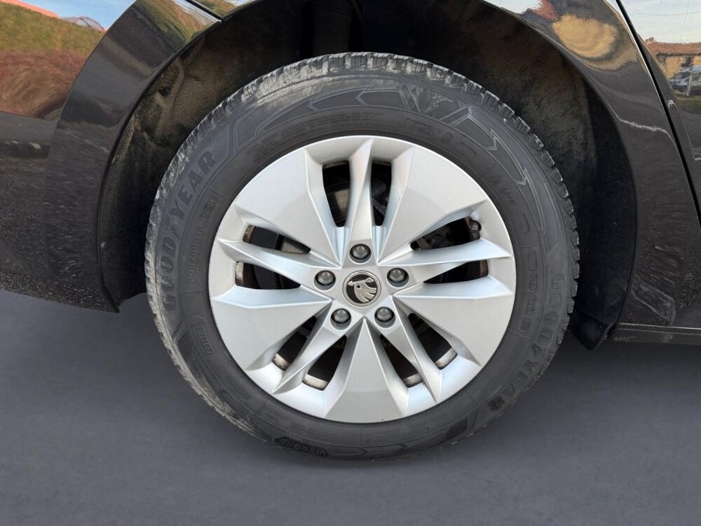 Octavia IV COMBI 2.0 TDI 116 BUSINESS 2022 occasion 55800 Contrisson