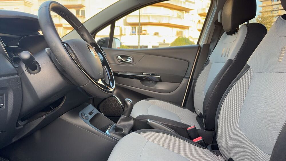 Captur 0.9 TCe 90 Intens 2015 occasion 33290 Parempuyre