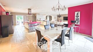  Maison � vendre 8 pi�ces 428 m�