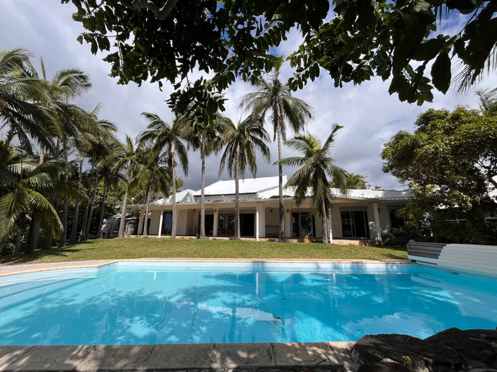 Maison à vendre 9 pièces SAINT FRANCOIS (974)