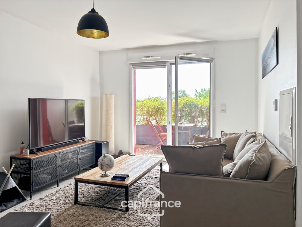 Vente Appartement LA ROCHELLE, quartier Saint-Maurice. Appartement 3 pièces avec loggia et parking La rochelle