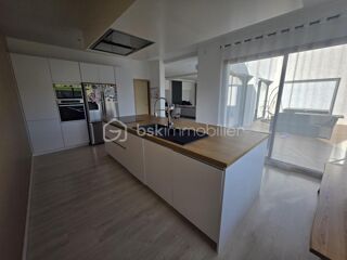  Maison � vendre 6 pi�ces 240 m�