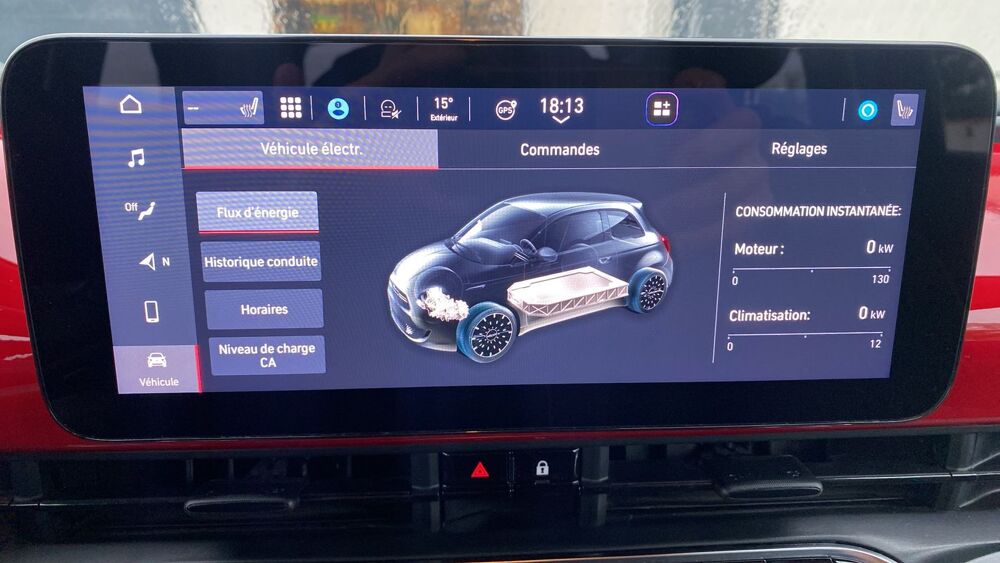 500 118 43 kWh Red - Automatique 2022 occasion 44310 Saint Lumine De Coutais