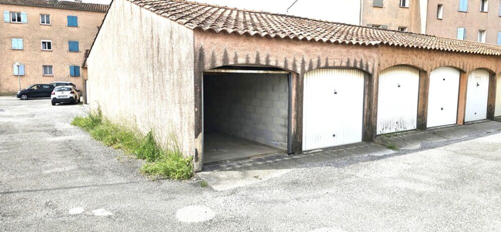 Vente Parking/Garage Box fermé de 12 m2 avec mezzanine Le luc