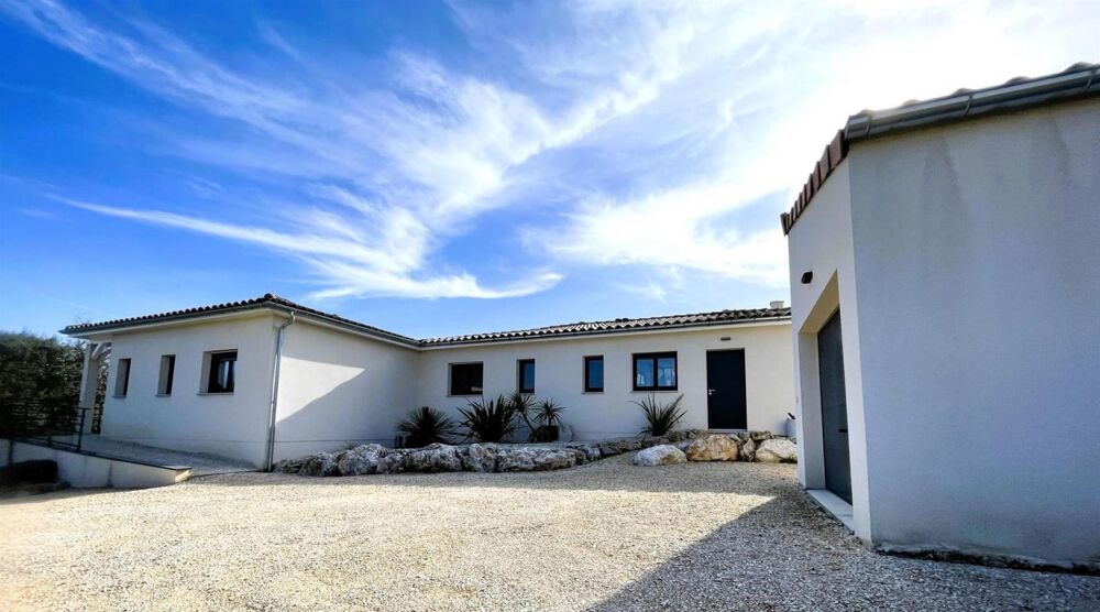 Rare à Méjannes-le-Clap : Villa Contemporaine Plain-Pied (DPE A) avec dépendance et piscine