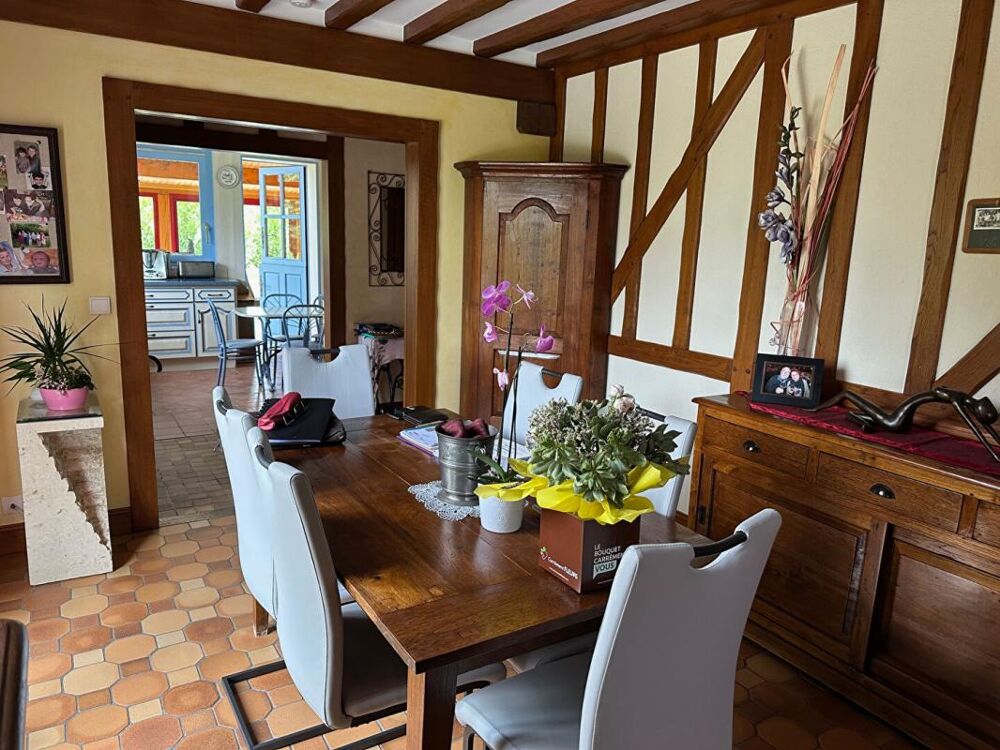 Spacieux pavillon familial à Saintigny 8 pièces 200 m2