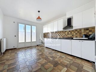  Maison � vendre 10 pi�ces 240 m�