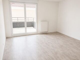  Appartement � louer 3 pi�ces 64 m� Pierrelaye