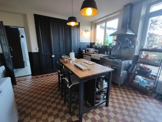  Maison  vendre 11 pices 315 m