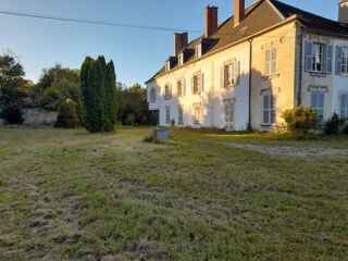  Proprit/chteau  vendre 15 + pices 700 m