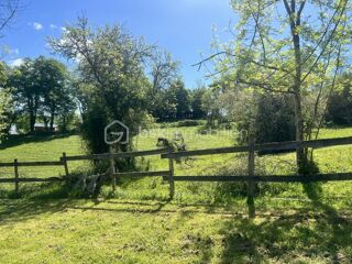  Maison  vendre 15 + pices 600 m