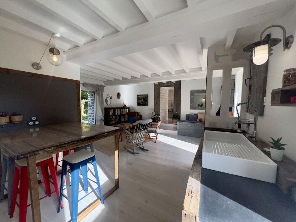 Maison en pierre rénovée 145 m² au sol - 3 chambres - Terrain 1380 m²