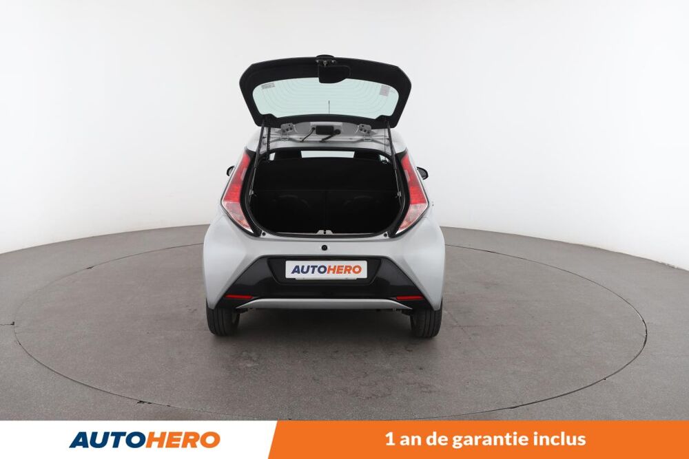 Aygo 1.0 VVT-i X-Play X-Shift 5P 69 ch 2016 occasion 92130 Issy-les-Moulineaux
