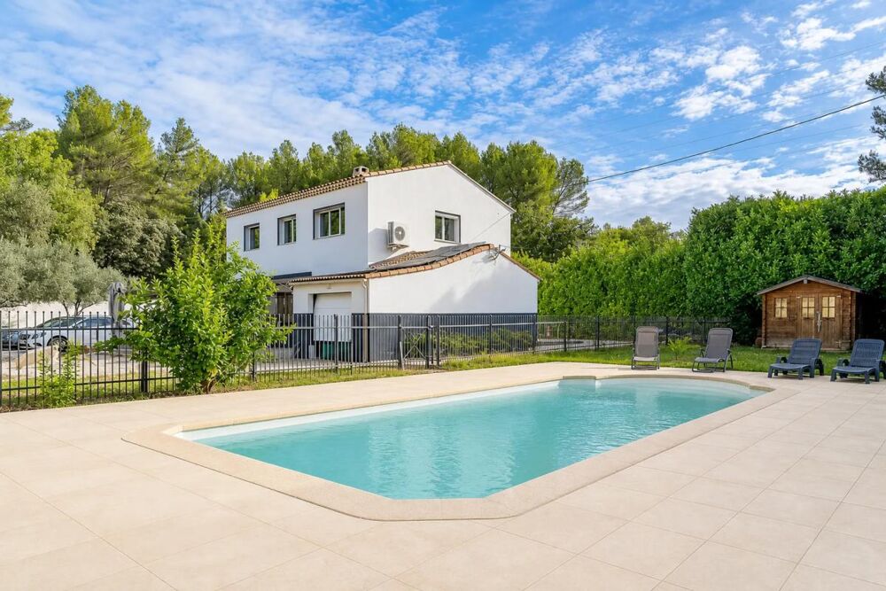 MAISON 166m2 JARDIN PISCINE GARAGE - GARE ROUTIERE A 5MIN
