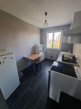  Appartement à louer 3 pièces 69 m²