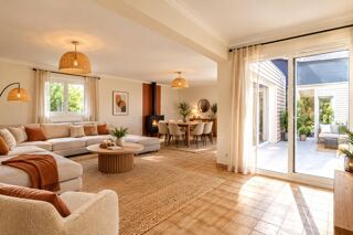 Vente Maison Maison 9 pièces - 230 m² - 5 chambres - Patios - double garage Sainte genevieve des bois