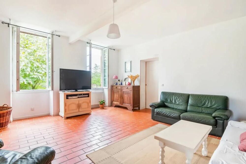 Vente Maison Maison charentaise sur 5625m², rénovation possible Plassac