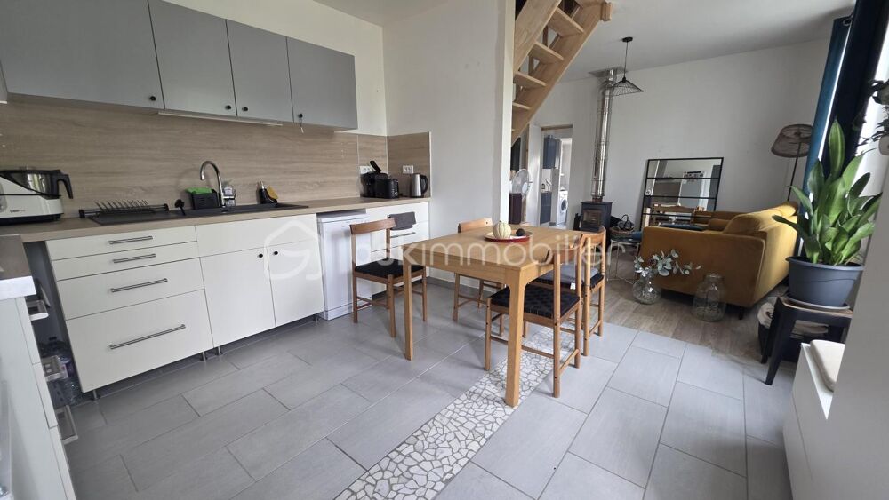 Vente Maison Maison plain-pied 50 m2 + combles - 3 chambres - cave et jardin Bruyeres le chatel