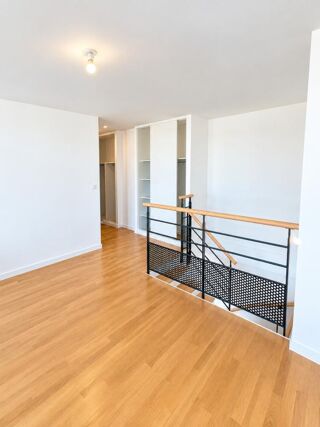Vente Appartement 4 PIECES DUPLEX AVEC TERRASSES Suresnes