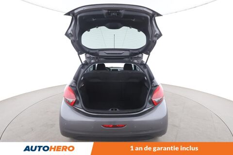 208 1.2 PureTech Signature 5P 82 ch 2019 occasion 92130 Issy-les-Moulineaux