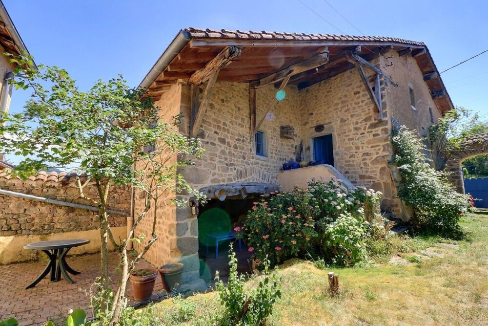 Charmante maison en pierre à terminer