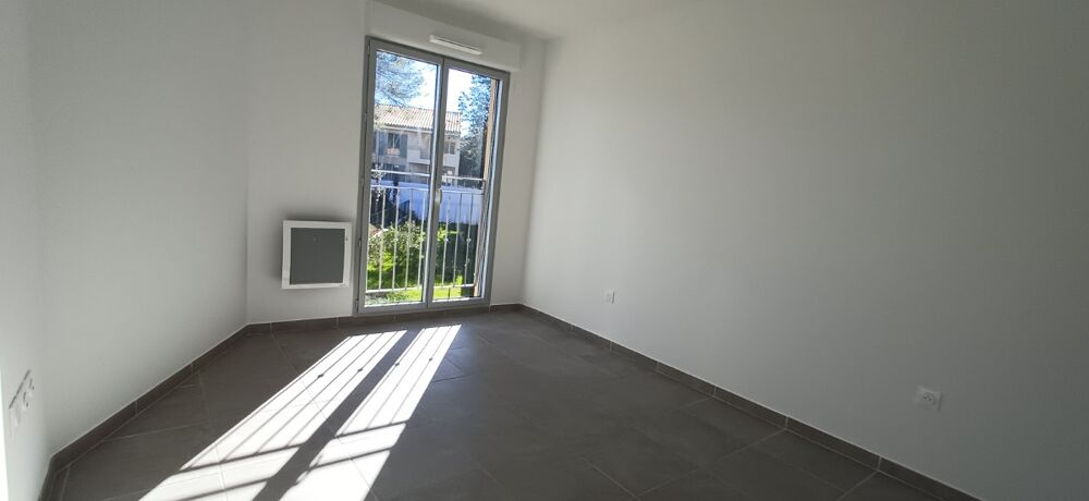 Location Appartement T2 avec balcon et parking à TRANS-EN-PROVENCE Trans en provence