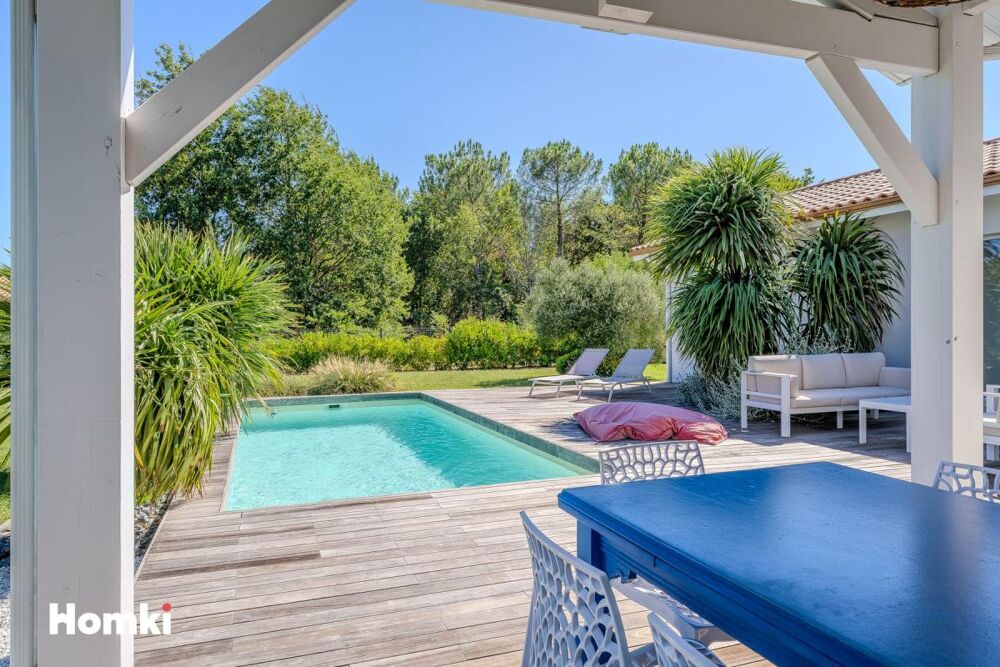 SANGUINET  Maison récente avec piscine, grand terrain et accès direct à la forêt