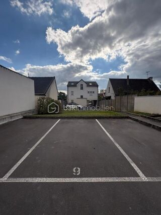  Parking / Garage � louer 12 m�