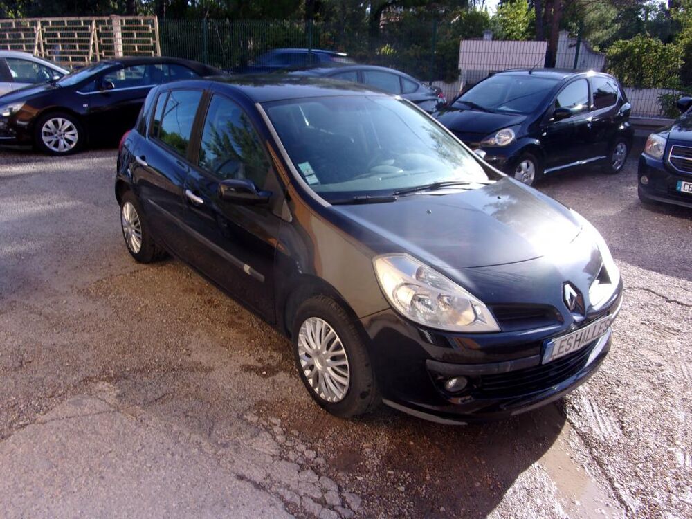 Clio III 1,2 TCE 2008 occasion 13510 Éguilles