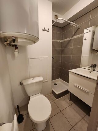  Appartement à louer 1 pièce 27 m²