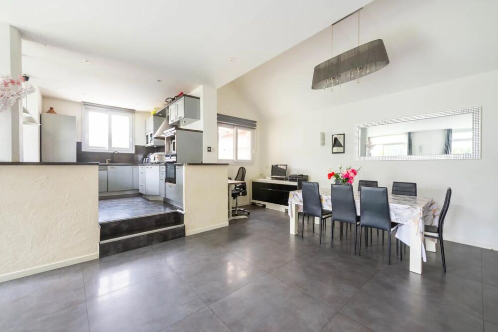 Vente Maison Maison de 4 pièces de 165 m² au Plessis-Robinson Le plessis robinson