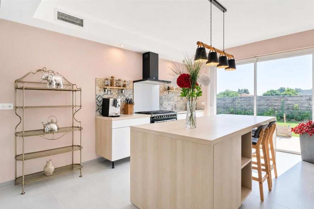 Vente Maison Maison de 6 pièces, 151 m² à Elne Elne