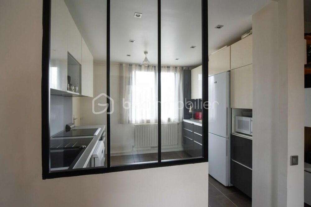 Appartement 3 pièces de 69 m²  Calme et sans vis-à-vis