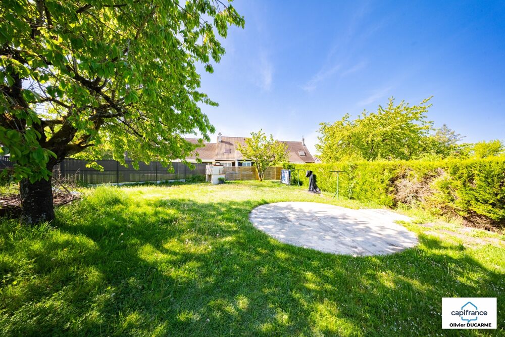 Maison louée à vendre, 6 pièces GENLIS (21) pour investisseur, 4 chambres, terrain arboré et garage