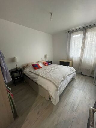  Appartement à louer 3 pièces 72 m²