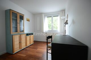  Appartement à louer 3 pièces 68 m²