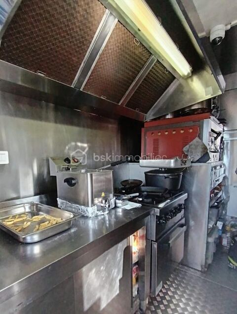    vendre : Snack - Food Truck fixe tout quip  Vitrolles 