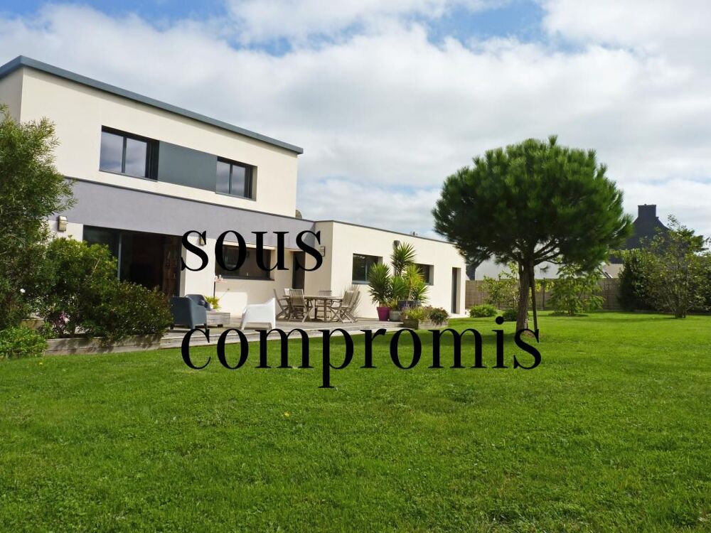 Maison 7 pièces 176 m² · à Ploudalmezeau · 176 m² · 611 000 €