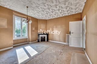  Maison  vendre 8 pices 180 m