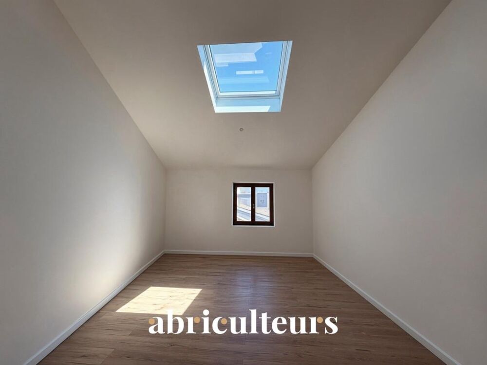 Charmante maison de village entièrement rénovée de 80m² à Rognes 13840