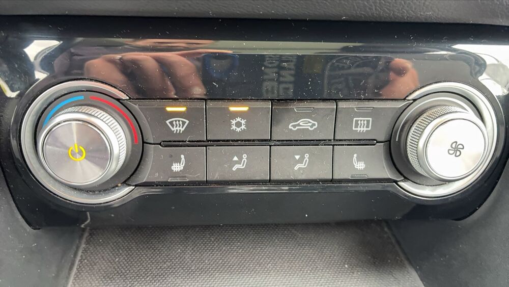 MG.ZS 143 44.5 kWh Luxury - Automatique Entretien constructeur 2021 occasion 92160 Antony