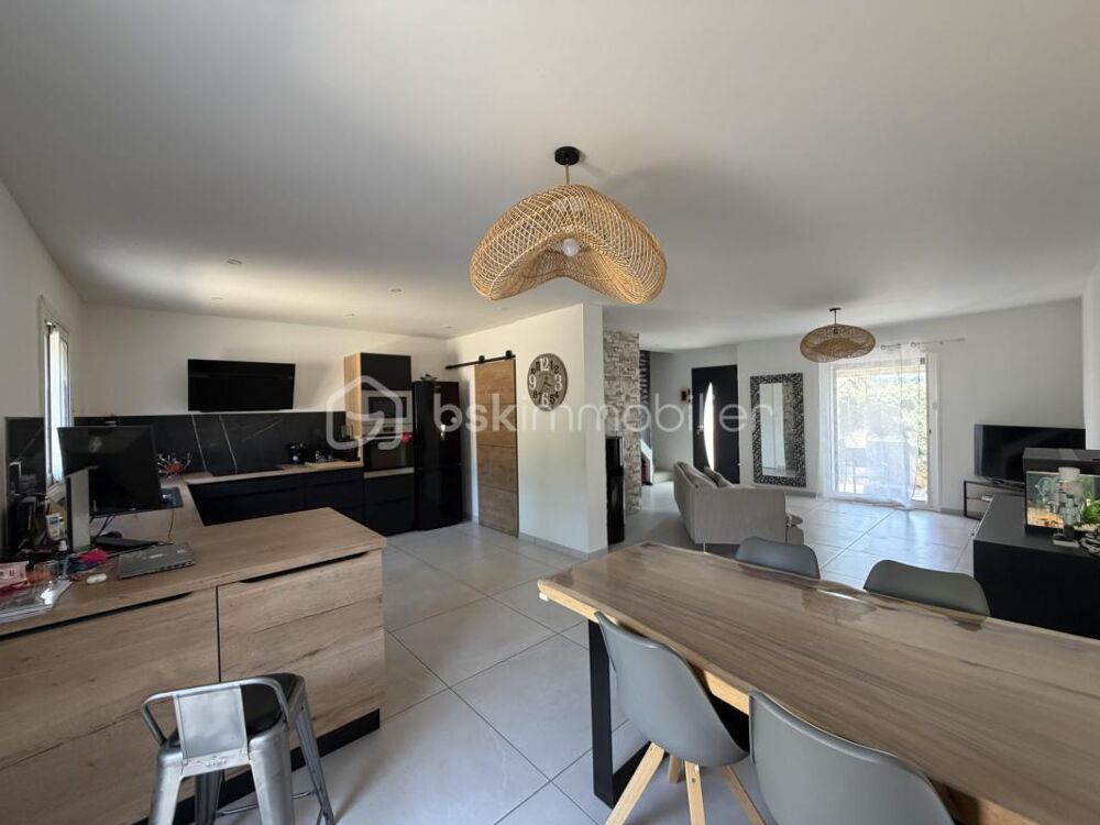 MAISON 4 PIÈCES DE 90 M²  RÉNOVÉ EN 2023