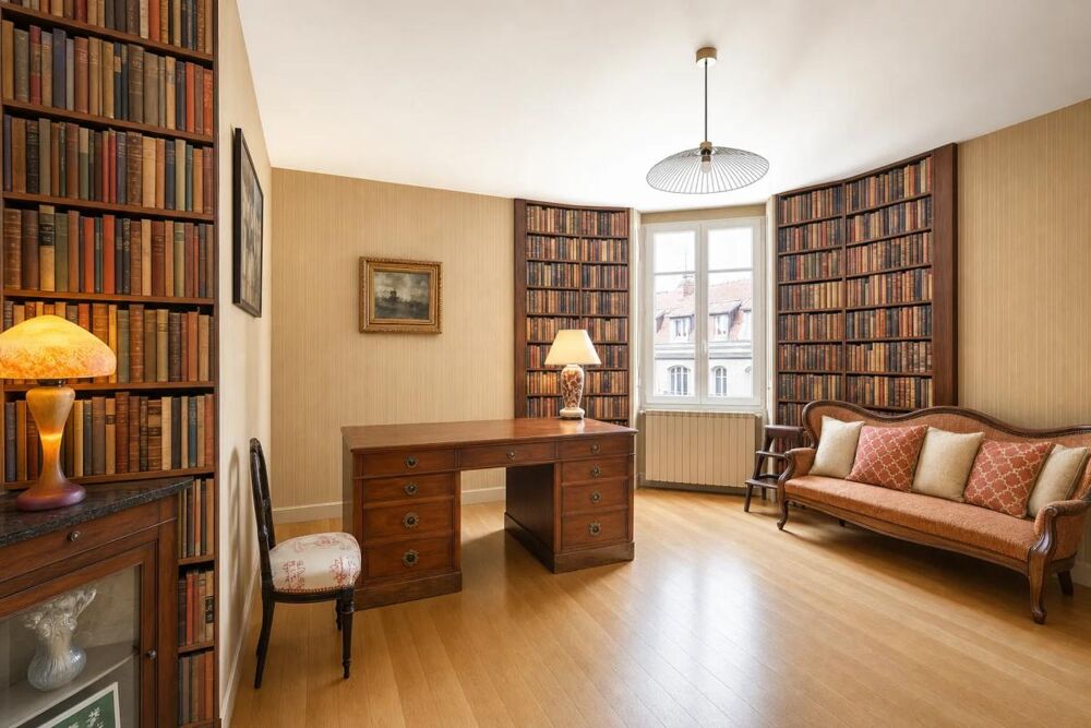 Appartement lumineux et spacieux centre Reims